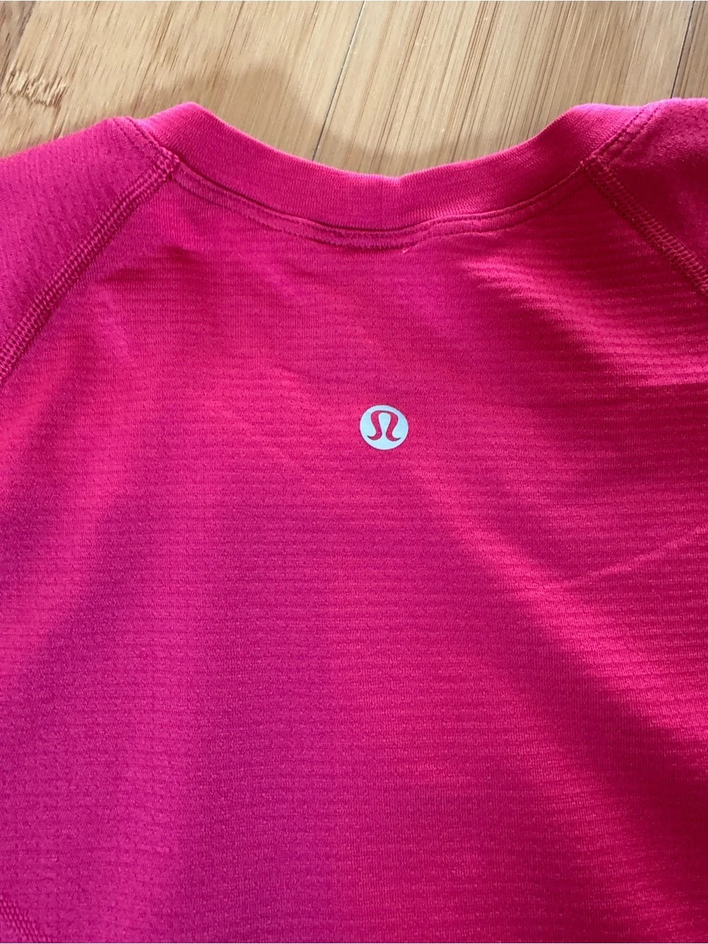 Lululemon Swiftly Cropped Tee Dragonfruit 10